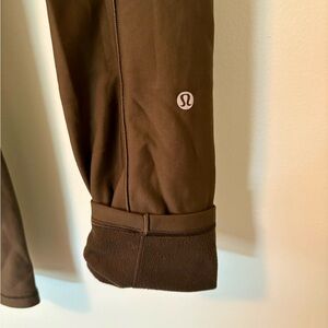 Lululemon Fast Free HR Tight 25” Fleece Lined Leggings DKOV Olive Green size 8